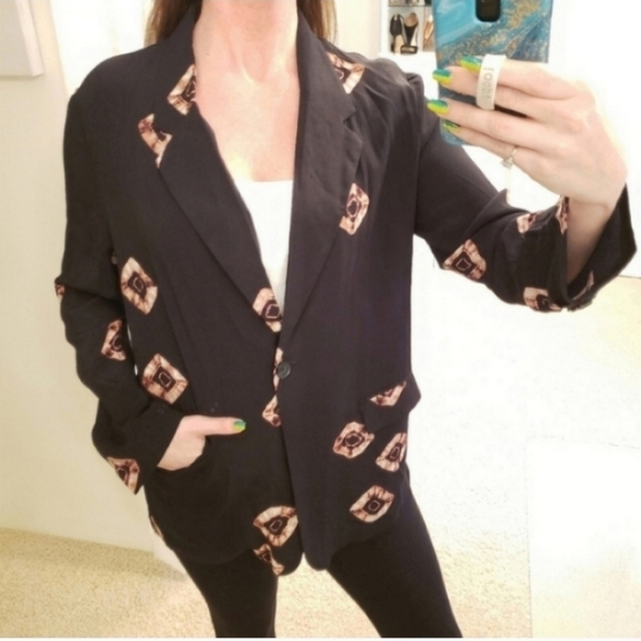 Urban Outfitters Black Blazer with Aztec Print Size Medium NWT - Picture 1 of 16